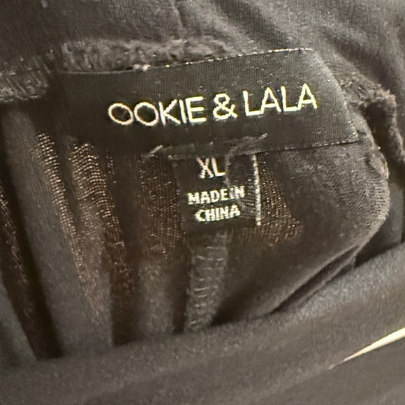 Chic Black Wide Leg Women's Pants - Picture 2 of 4